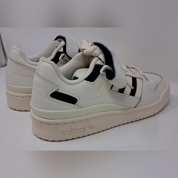 New adidas Women's Forum Low Shoes Sneakers Shoes Casual Off White Black 8.5 US - Picture 11 of 14